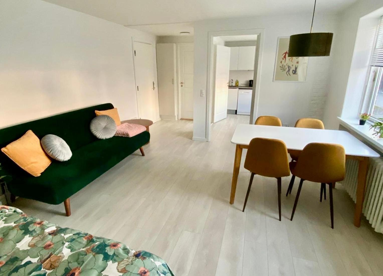 5 Minute Walk To Lego House - 50M2 Cozy Apartment- D Unit Billund Exterior photo