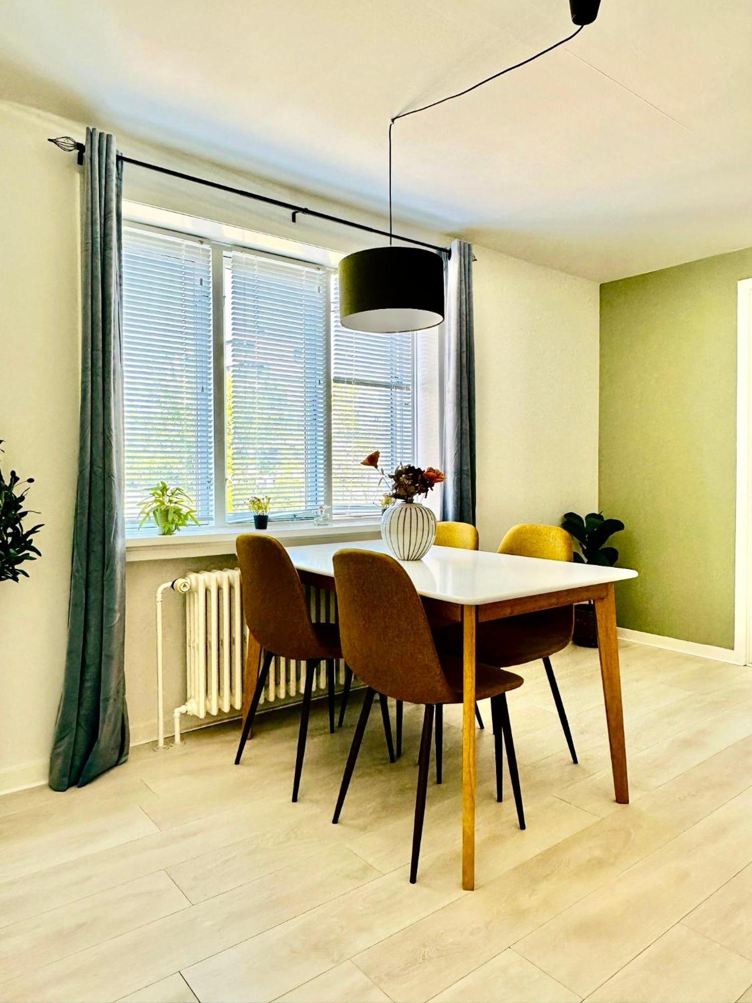 5 Minute Walk To Lego House - 50M2 Cozy Apartment- D Unit Billund Room photo