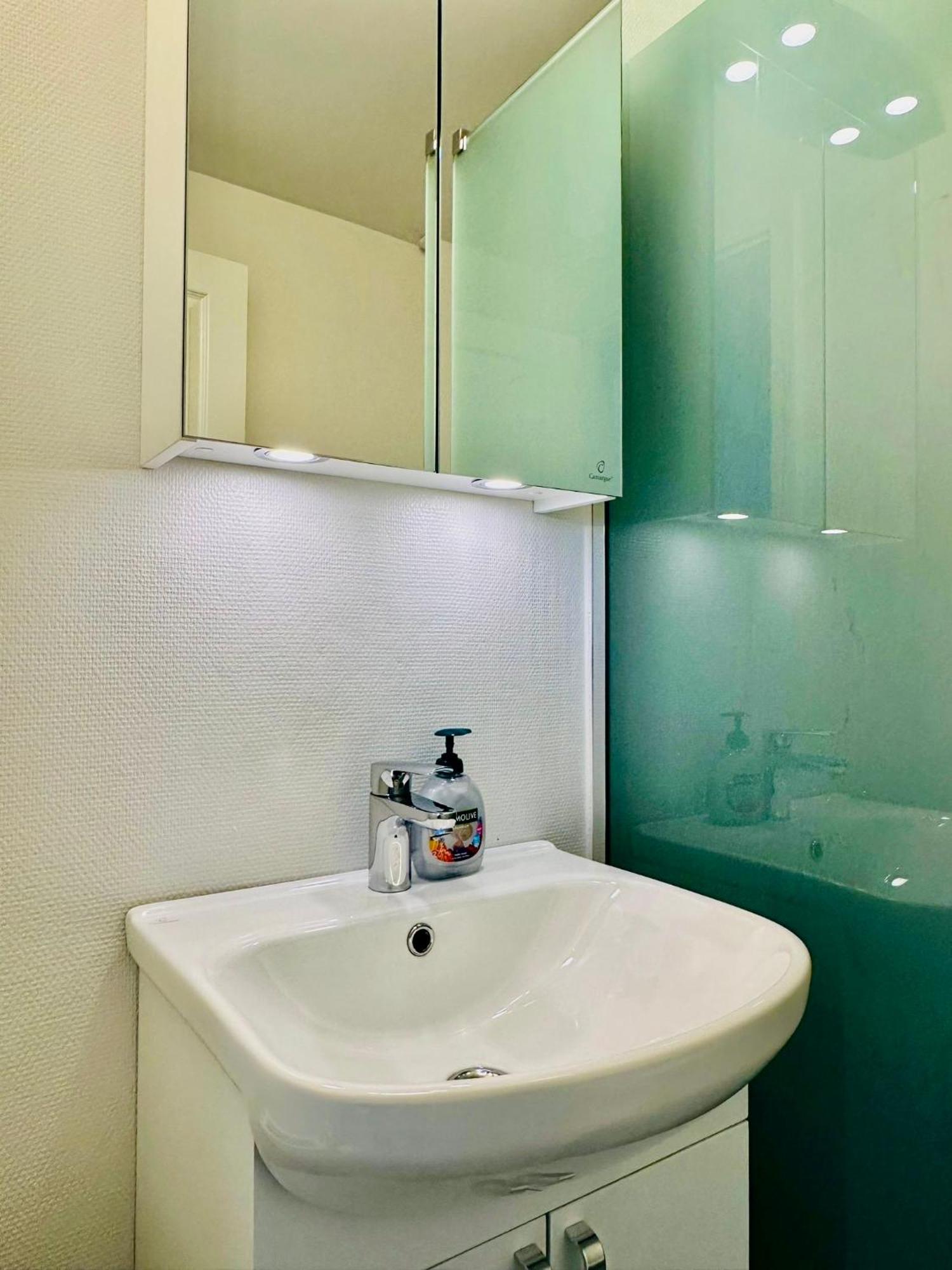 5 Minute Walk To Lego House - 50M2 Cozy Apartment- D Unit Billund Room photo